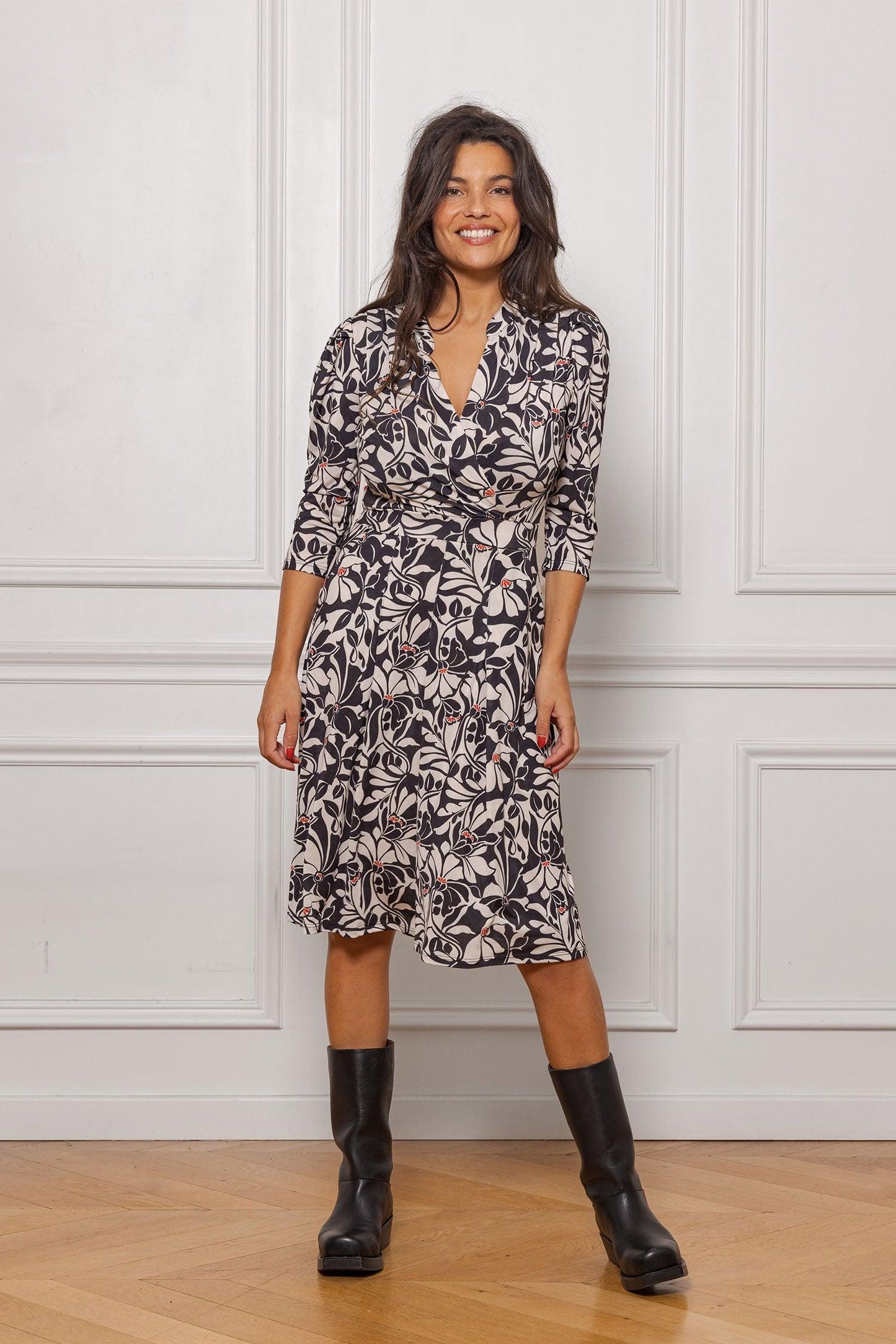 Otis Rosacé print short wrap dress