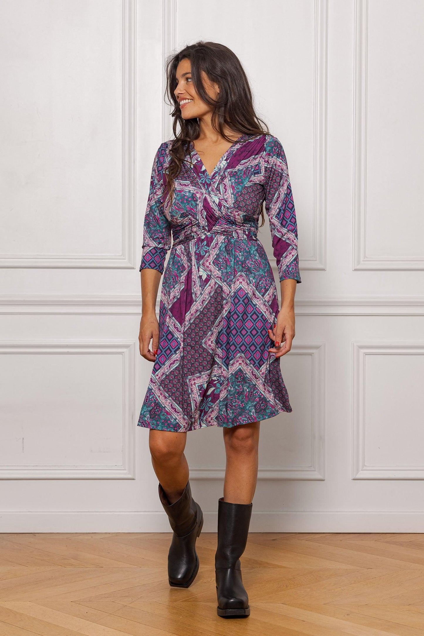 Robe Courte Vogue Patchs Violets