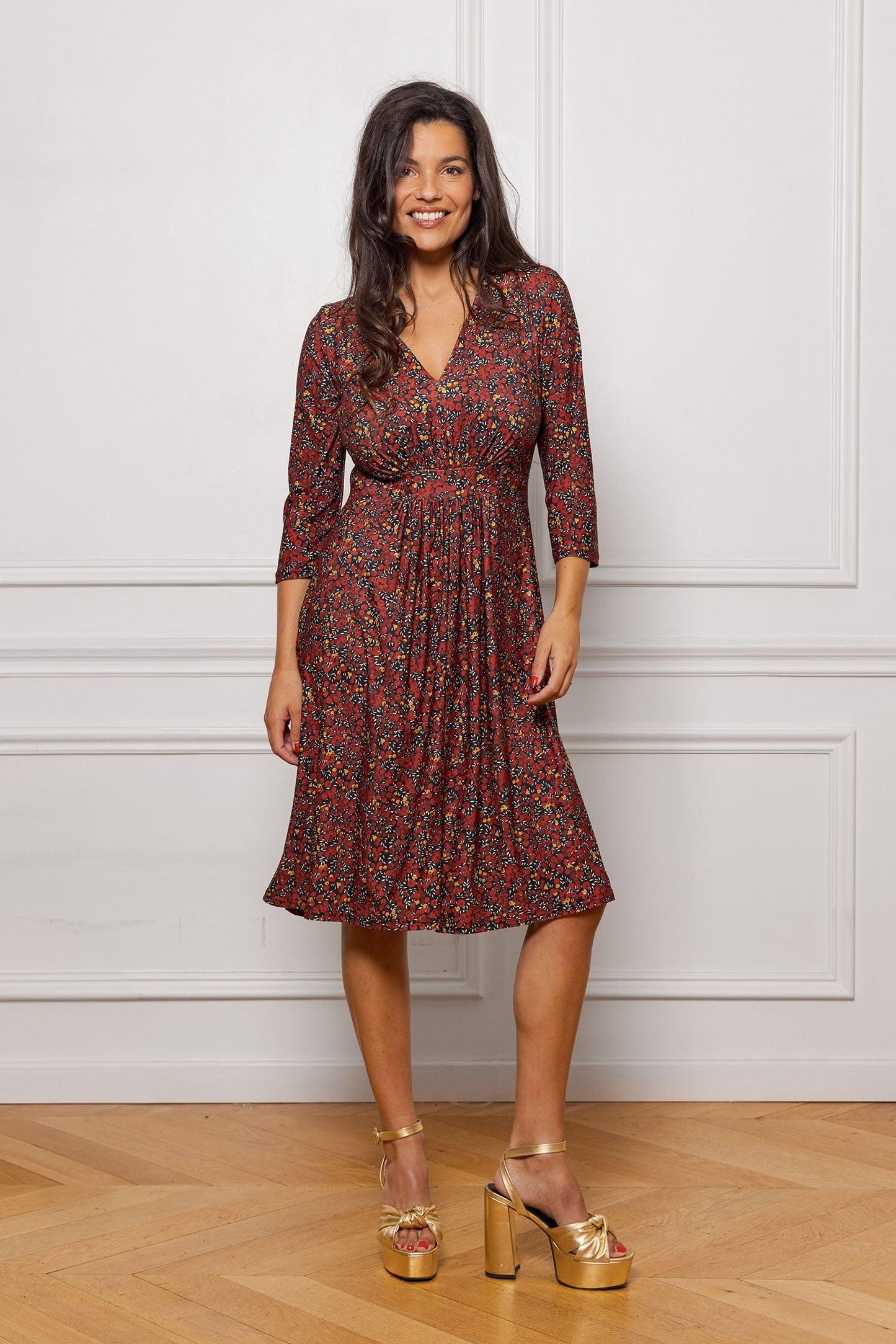 Robe Courte Keren Rouge À Fleurs