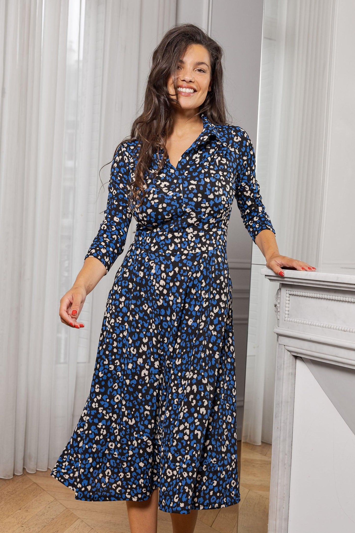 Langes Bertine-Kleid mit grafischem Print